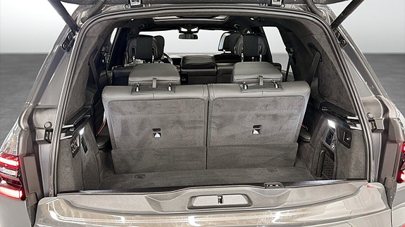 BMW X7 10 of 17