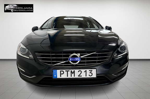 Volvo V60 4 of 13