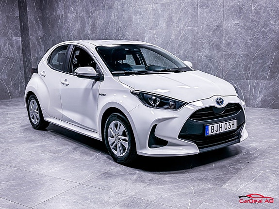 Toyota Yaris 9 of 24