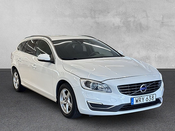 Volvo V60 7 of 28