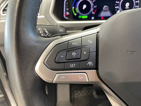 Volkswagen Tiguan 21 of 21