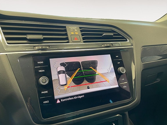 Volkswagen Tiguan 15 of 21