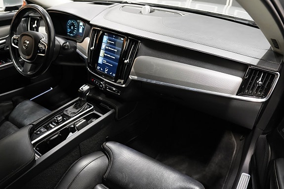 Volvo V90 11 of 28