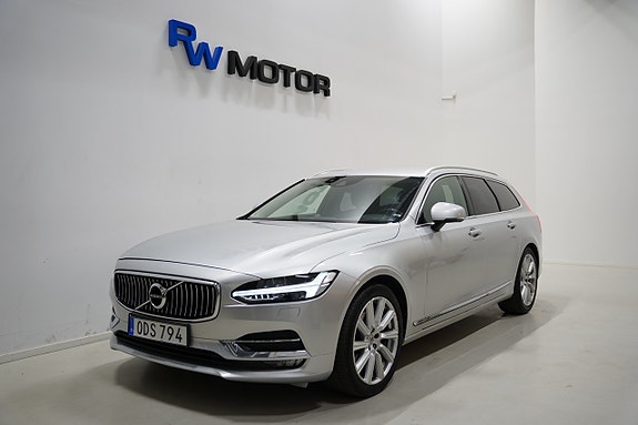Volvo V90 2 of 28