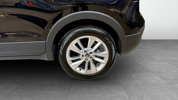 Volkswagen T-Cross 6 of 19
