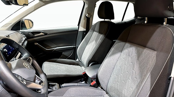 Volkswagen T-Cross 8 of 19