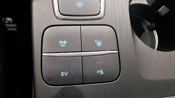 Ford Kuga 15 of 15