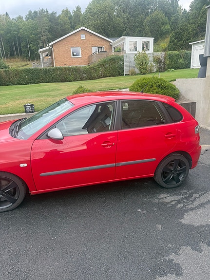 Seat Ibiza 4 of 11