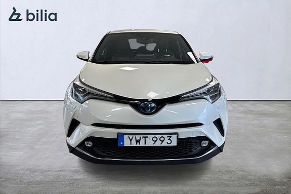 Toyota C-HR 6 of 21