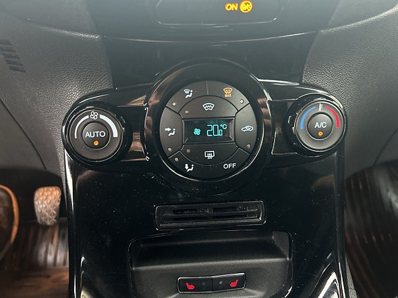 Ford Fiesta 21 of 23