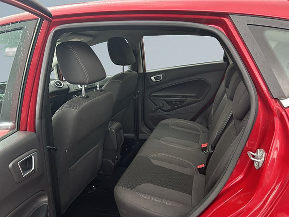 Ford Fiesta 13 of 23