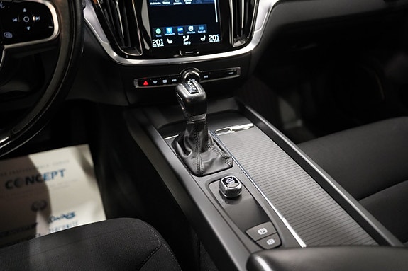 Volvo V60 12 of 20