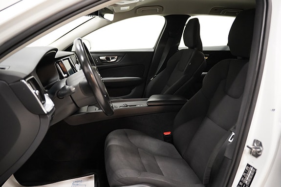 Volvo V60 7 of 20