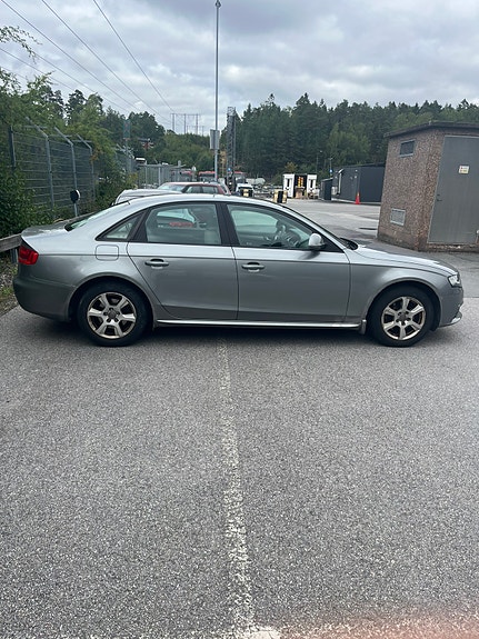 Audi A4 2 of 7