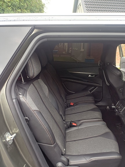 Peugeot 5008 5 of 6