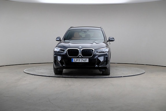 BMW iX3 3 of 28