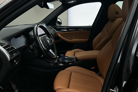 BMW iX3 10 of 28