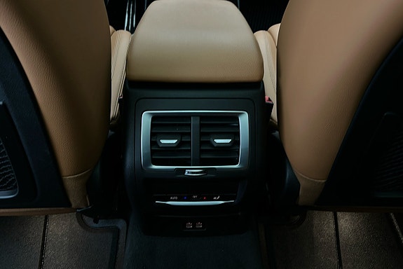 BMW iX3 24 of 28