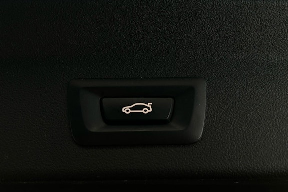 BMW iX3 15 of 28