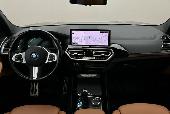 BMW iX3 6 of 28