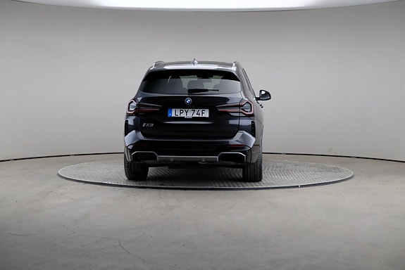 BMW iX3 5 of 28