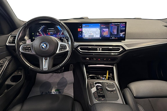 BMW 330e 14 of 29