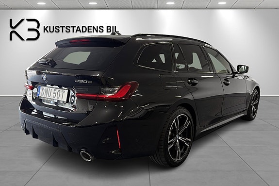 BMW 330e 3 of 29