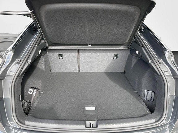 Audi Q4 e-tron 12 of 18