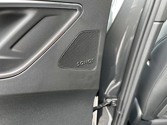 Audi Q4 e-tron 16 of 18