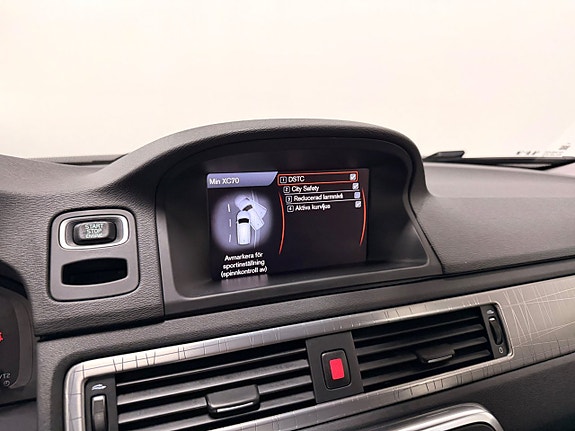 Volvo XC70 18 of 27