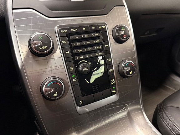 Volvo XC70 20 of 27
