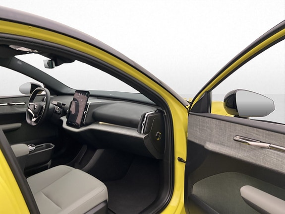 Volvo EX30 28 of 30
