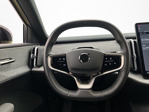 Volvo EX30 17 of 30