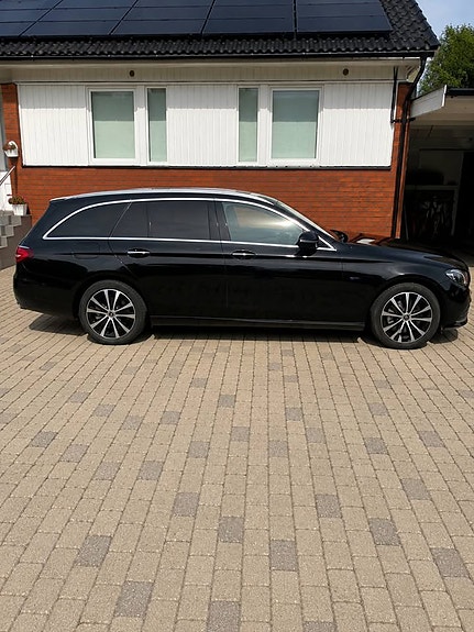 Mercedes-Benz E300 10 of 10