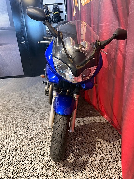 Suzuki GSF 600 *LAGERFINAL 36 MÅN RÄNTEFRITT* 4 of 10