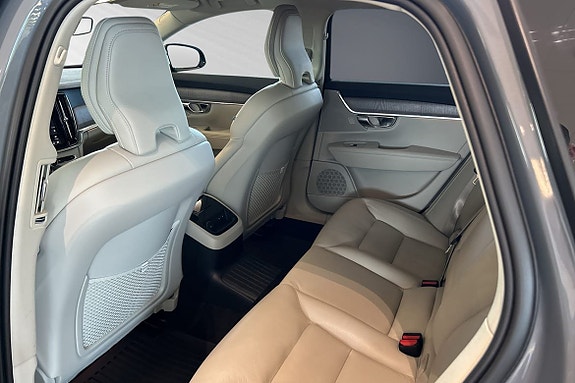 Volvo V90 8 of 24