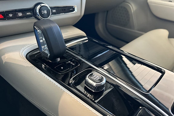 Volvo V90 18 of 24