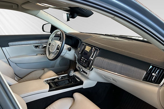 Volvo V90 10 of 24