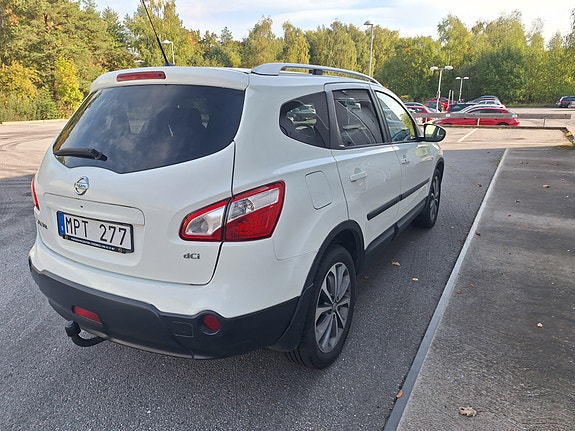 Nissan Qashqai+2 3 of 19