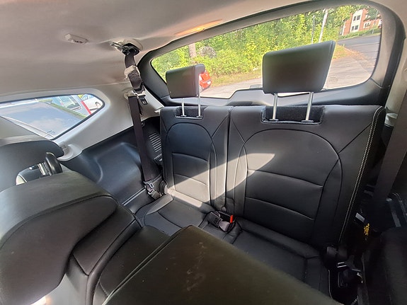 Nissan Qashqai+2 6 of 15
