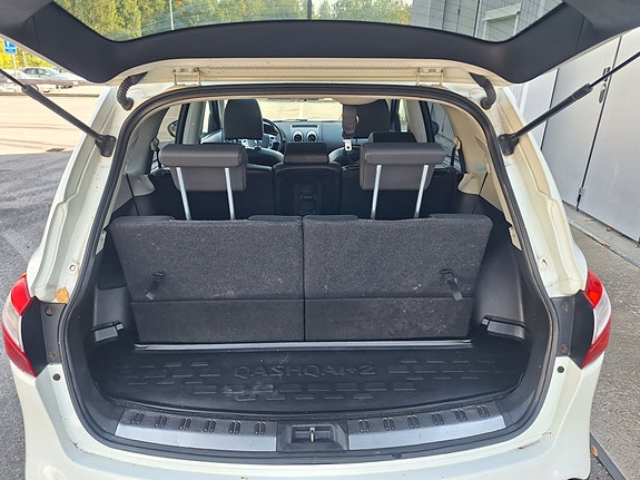 Nissan Qashqai+2 9 of 19