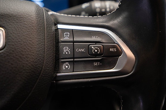 Jeep Compass 23 of 25