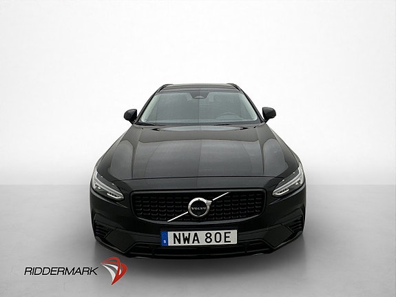 Volvo V90 2 of 30