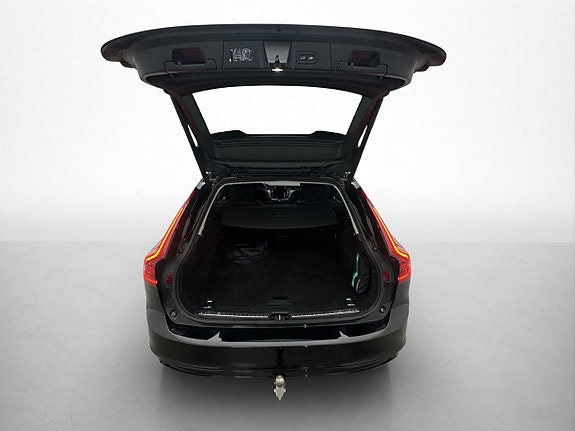Volvo V90 10 of 30