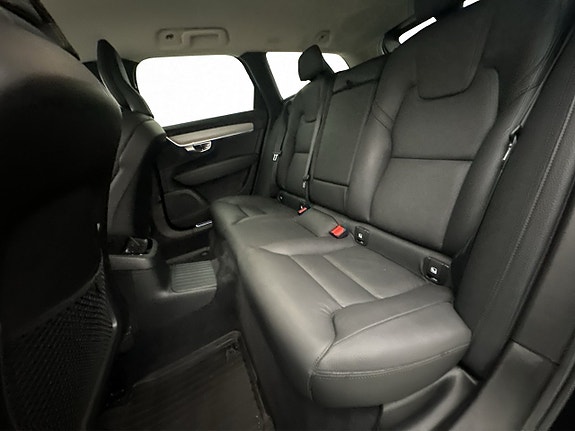 Volvo V90 15 of 30