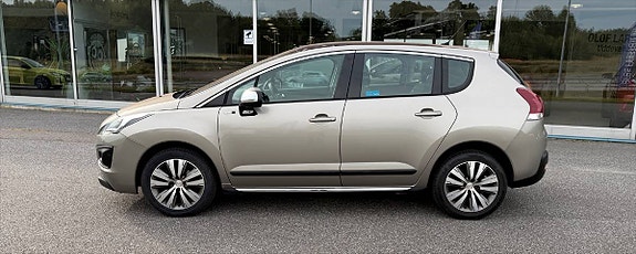 Peugeot 3008 3 of 8