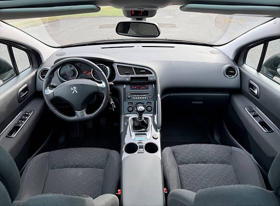 Peugeot 3008 7 of 8