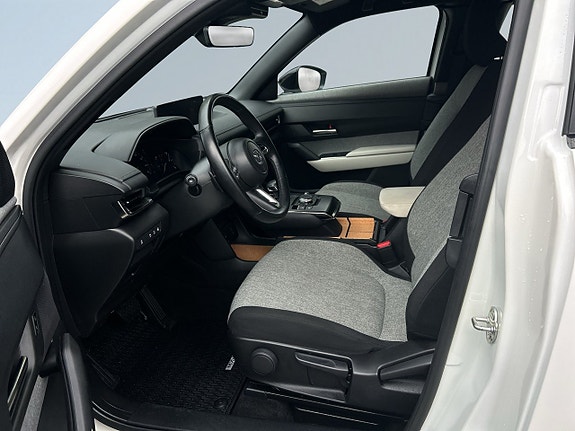 Mazda MX-30 7 of 25