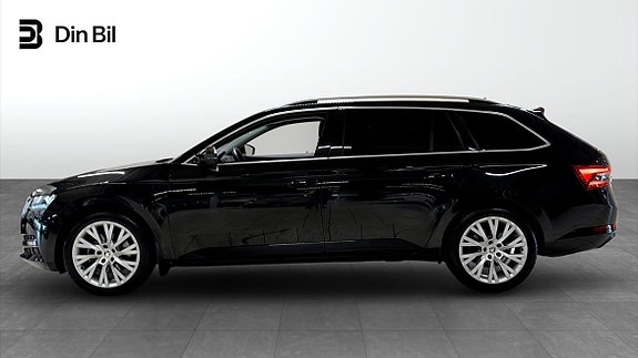 Skoda Superb 2 of 24