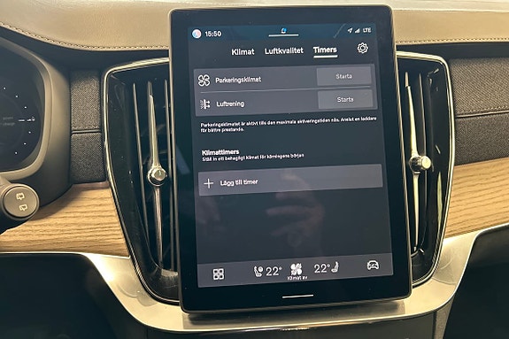 Volvo XC90 30 of 30